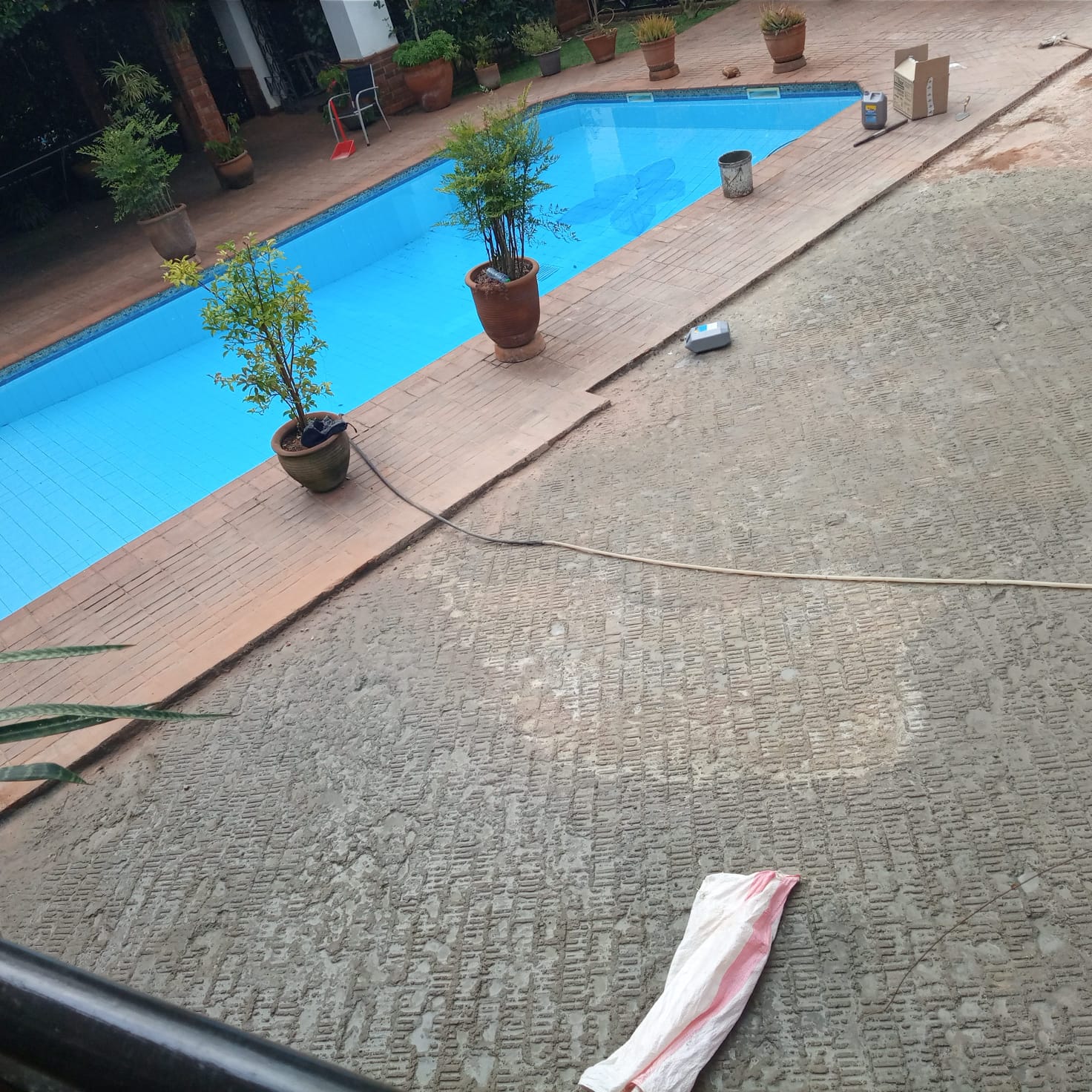 swimmingpool